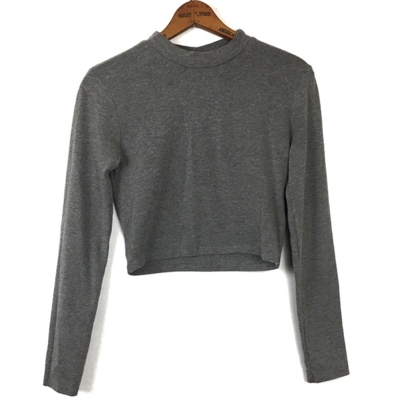 H&M Tops - H&M Divided Crop Top
